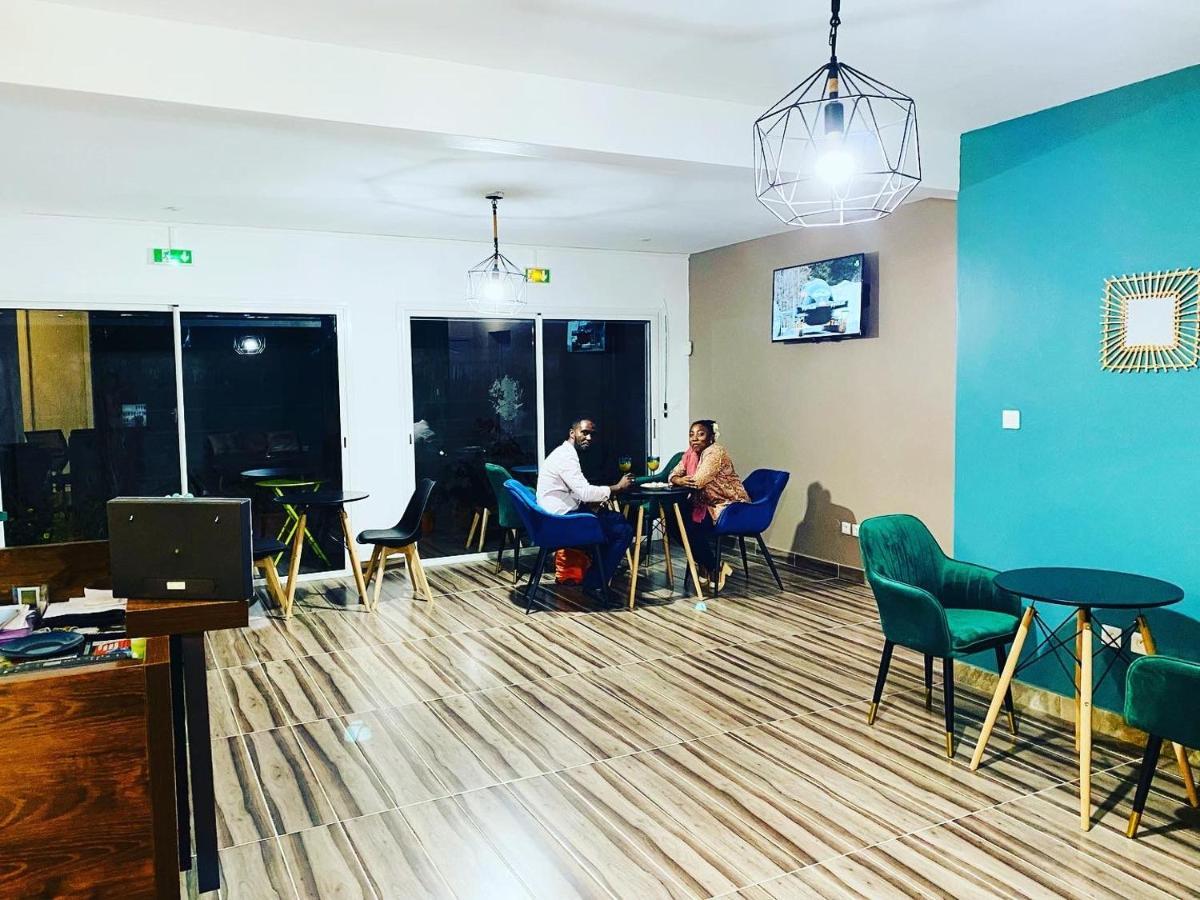 Moya Residence By Md Dzaoudzi Ngoại thất bức ảnh